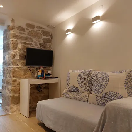 Cozy - 5 Min Walk To Old Town & Bacvice Appartement *