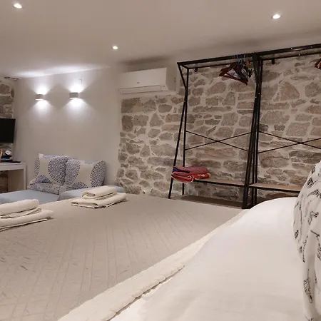 Appartement Cozy - 5 Min Walk To Old Town & Bacvice Split