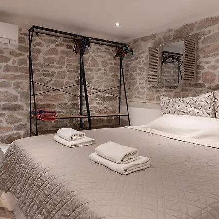 Cozy - 5 Min Walk To Old Town & Bacvice * Split