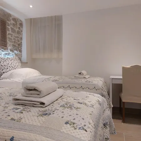 2024 Newly Renovated Apt-5 Min Walk To Old Town