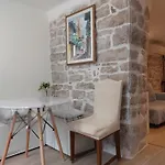 Cozy - 5 Min Walk To Old Town & Bacvice * Split