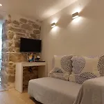 Cozy - 5 Min Walk To Old Town & Bacvice Apartman *