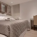 Apartman Cozy - 5 Min Walk To Old Town & Bacvice *